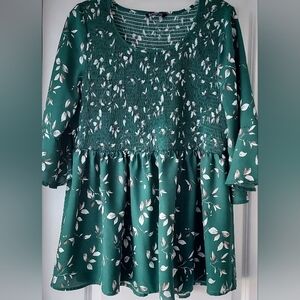 BloomChic Womens 18 20 Boho Smocked Green Floral Peasant Babydoll Bell Sleeve